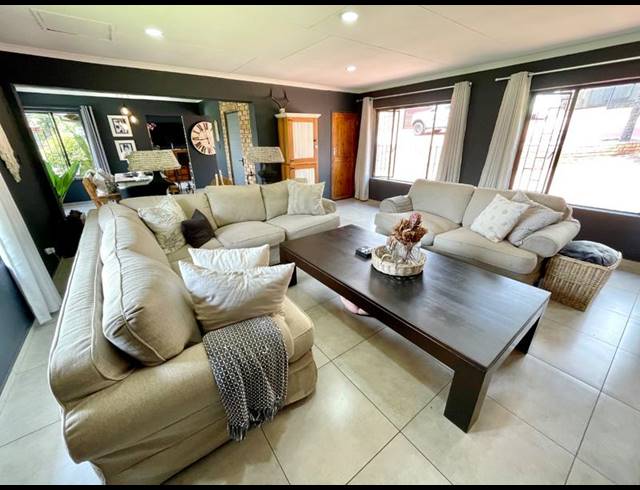 3 BEDROOM HOUSE FOR SALE IN NOORDHEUWEL